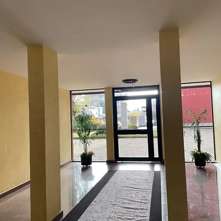 Residenza Del Pesco Lägenhet